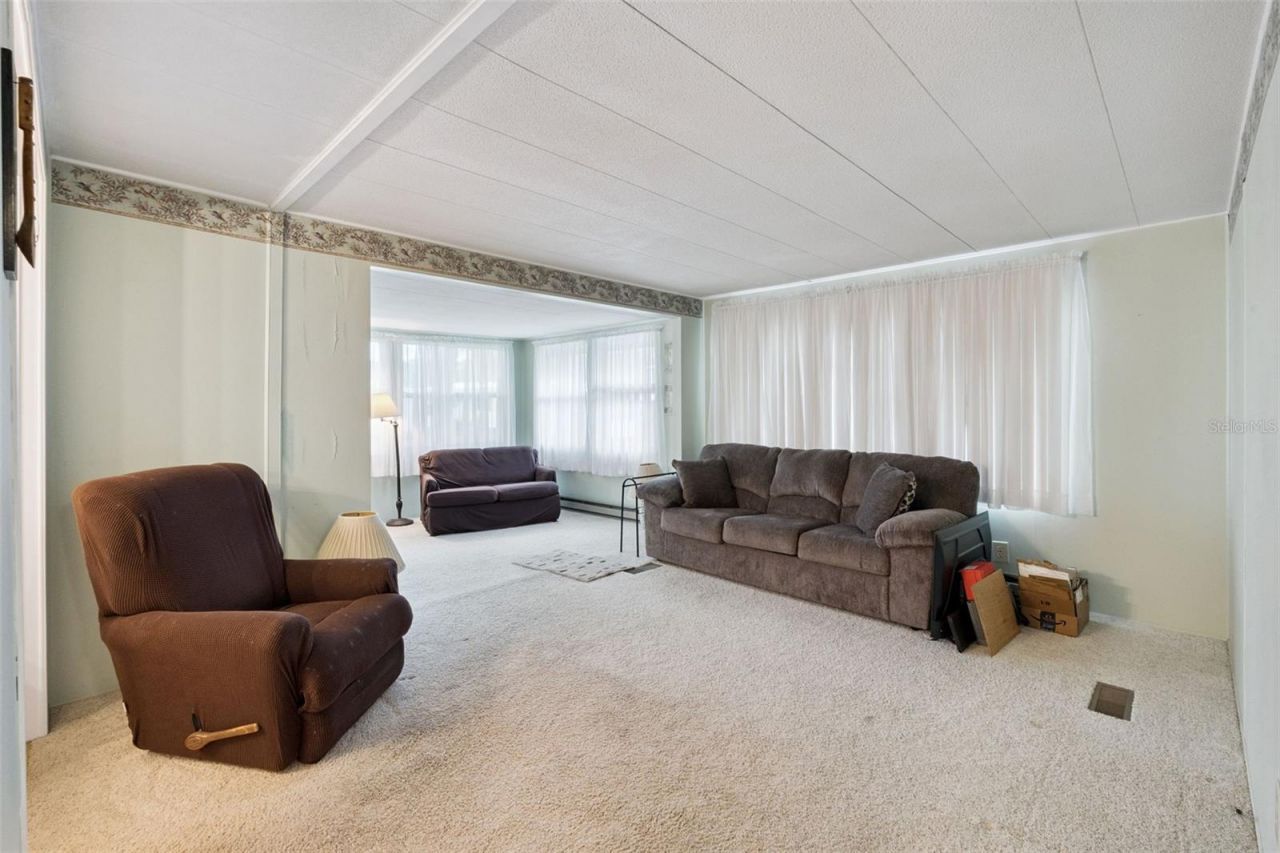 102 Parkland Drive , Eustis, FL 32726 Photo