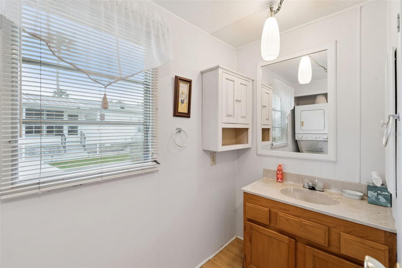 102 Parkland Drive , Eustis, FL 32726 Photo