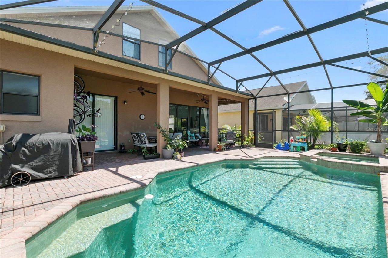 523 Lake Davenport Circle , Davenport, FL 33837 Photo