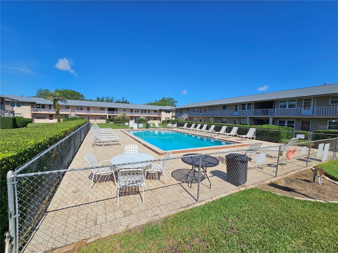 1100 E Caroline Street , Unit 123, Tavares, FL 32778 Photo