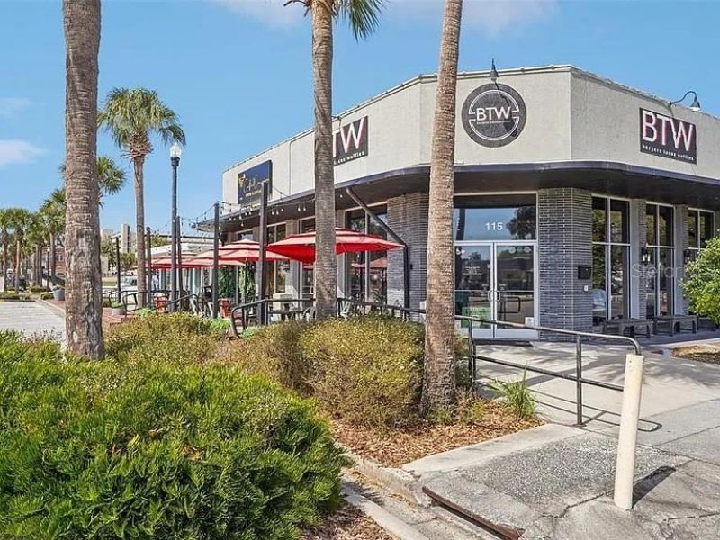 1100 E Caroline Street , Unit 123, Tavares, FL 32778 Photo