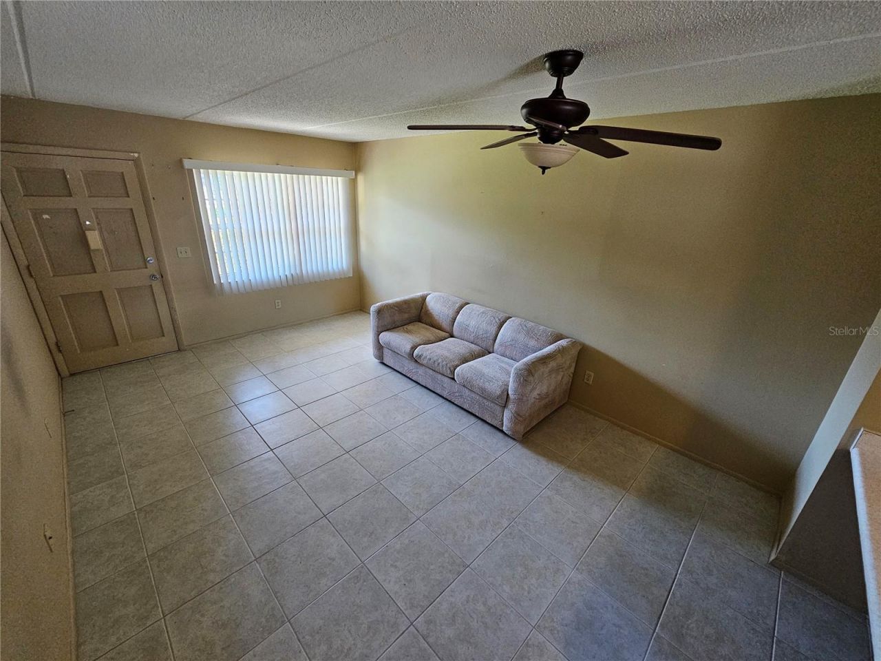 1100 E Caroline Street , Unit 123, Tavares, FL 32778 Photo