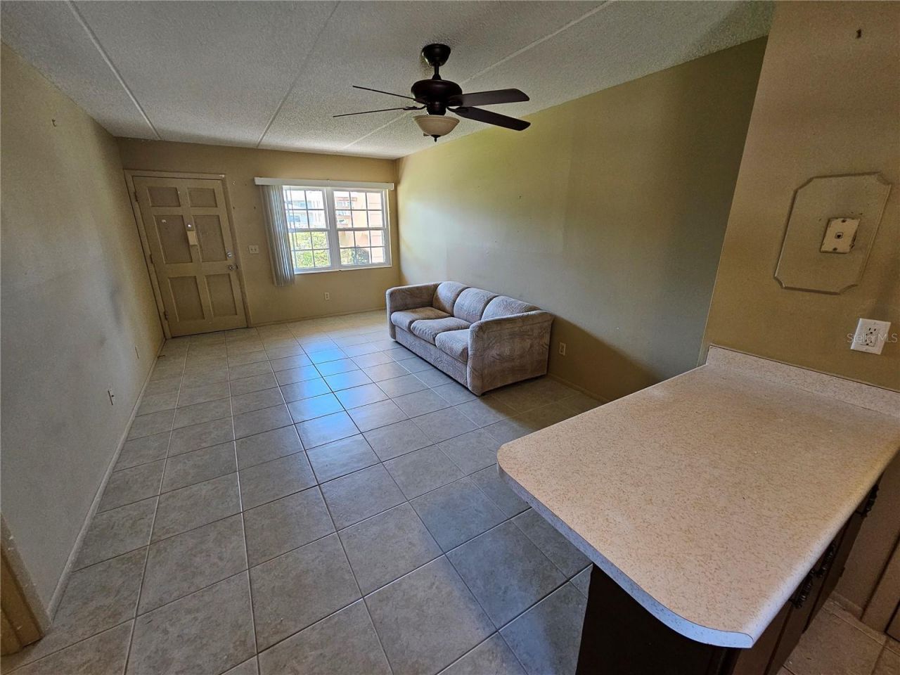1100 E Caroline Street , Unit 123, Tavares, FL 32778 Photo