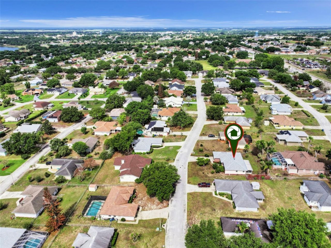933 Devonshire Way , Lake Wales, FL 33853 Photo