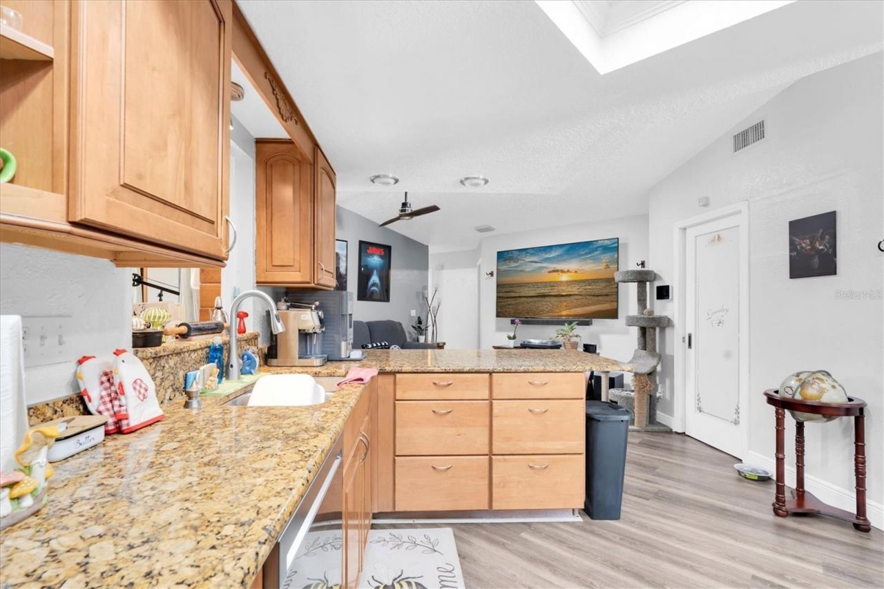 12107 72nd Way, Largo, FL 33773 Photo