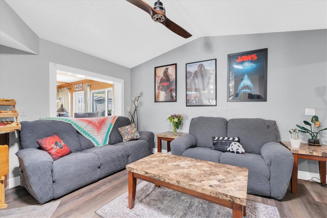 12107 72nd Way, Largo, FL 33773 Photo