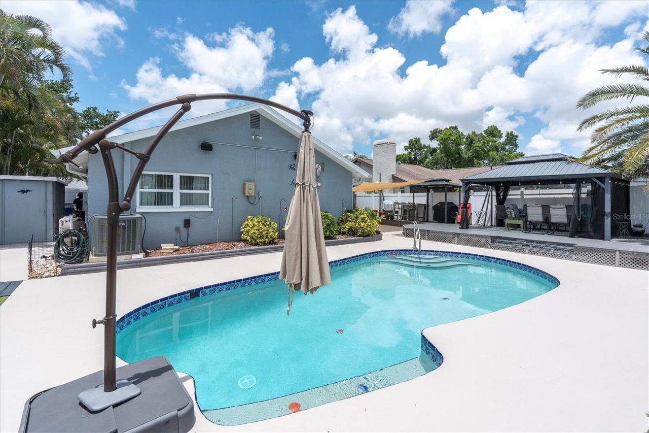 12107 72nd Way, Largo, FL 33773 Photo