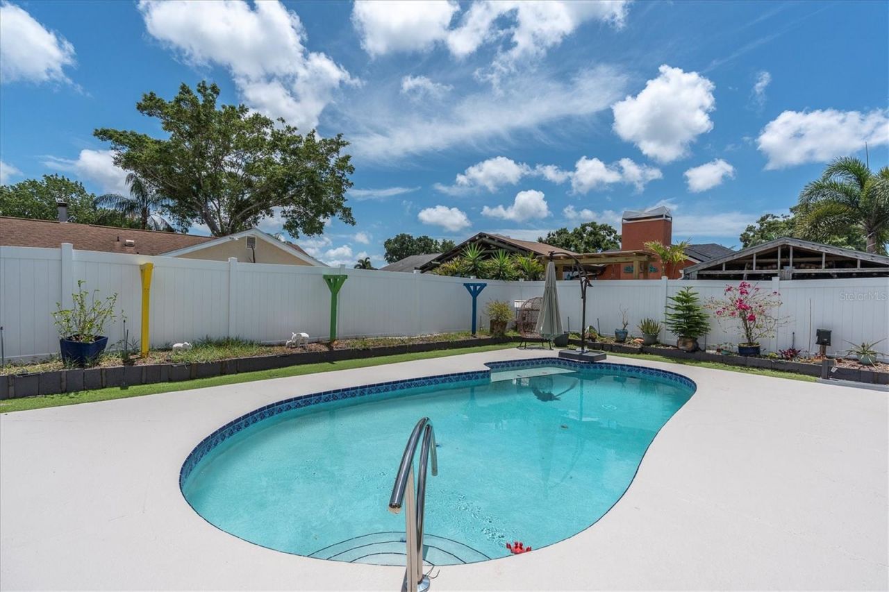 12107 72nd Way, Largo, FL 33773 Photo