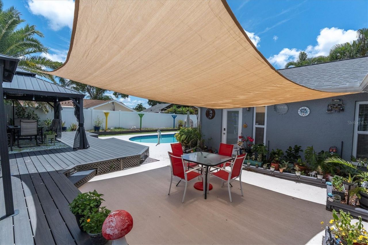 12107 72nd Way, Largo, FL 33773 Photo