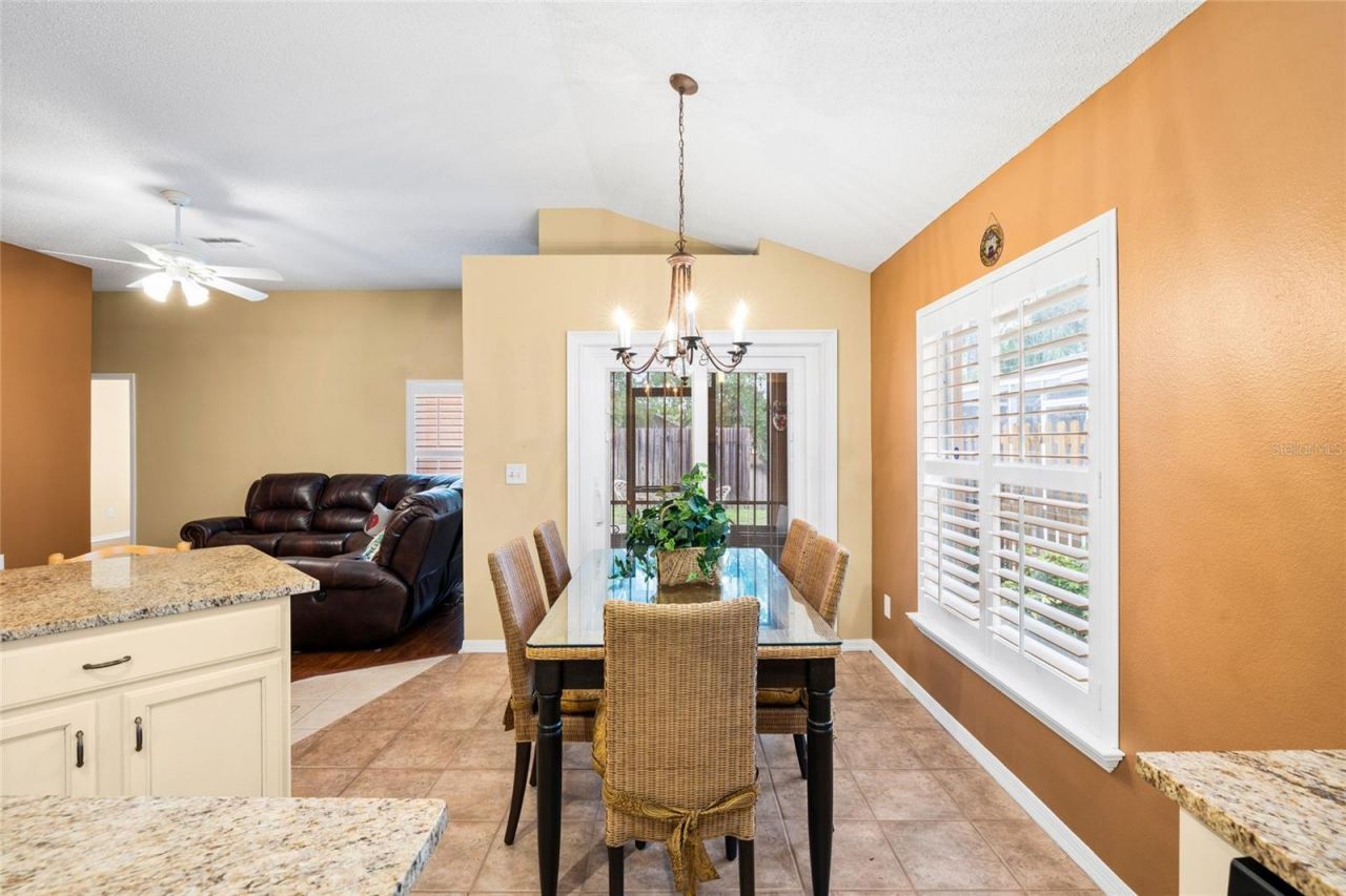 5606 Paddock Trail Drive, Tampa, FL 33624 Photo
