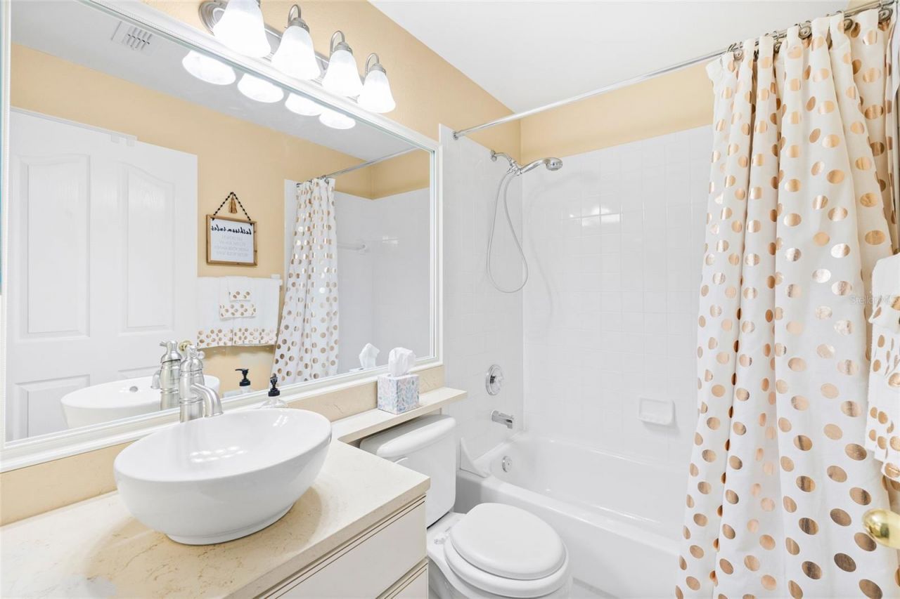 5606 Paddock Trail Drive, Tampa, FL 33624 Photo