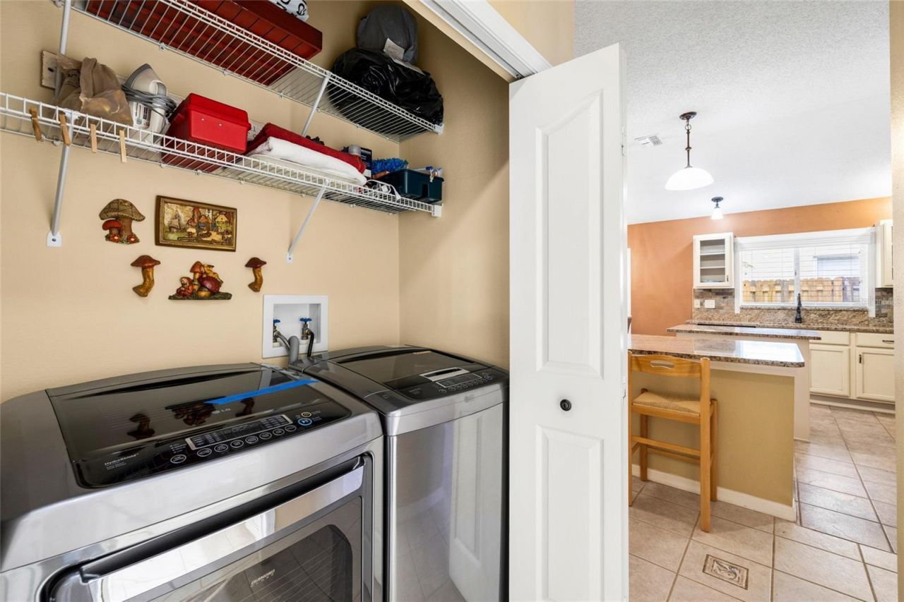 5606 Paddock Trail Drive, Tampa, FL 33624 Photo