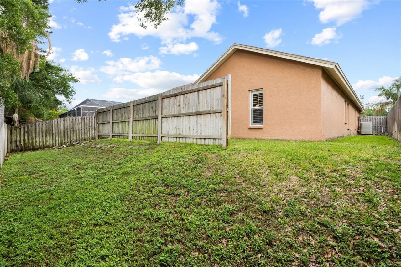 5606 Paddock Trail Drive, Tampa, FL 33624 Photo