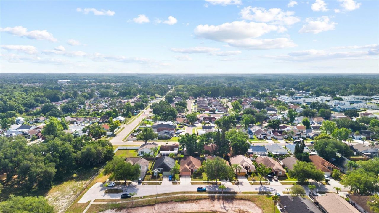 5606 Paddock Trail Drive, Tampa, FL 33624 Photo