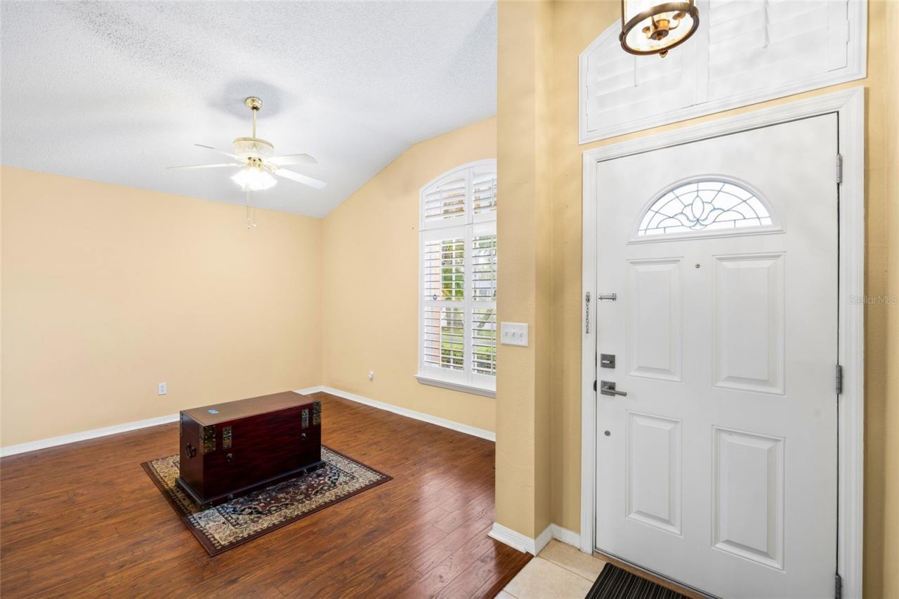 5606 Paddock Trail Drive, Tampa, FL 33624 Photo