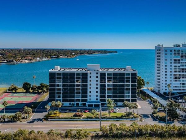 7100 SUNSHINE SKYWAY LANE S, Unit 203, ST PETERSBURG, FL 33711