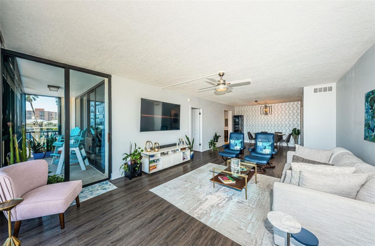 7100 Sunshine Skyway Lane S, Unit 203, Saint Petersburg, FL 33711 Photo