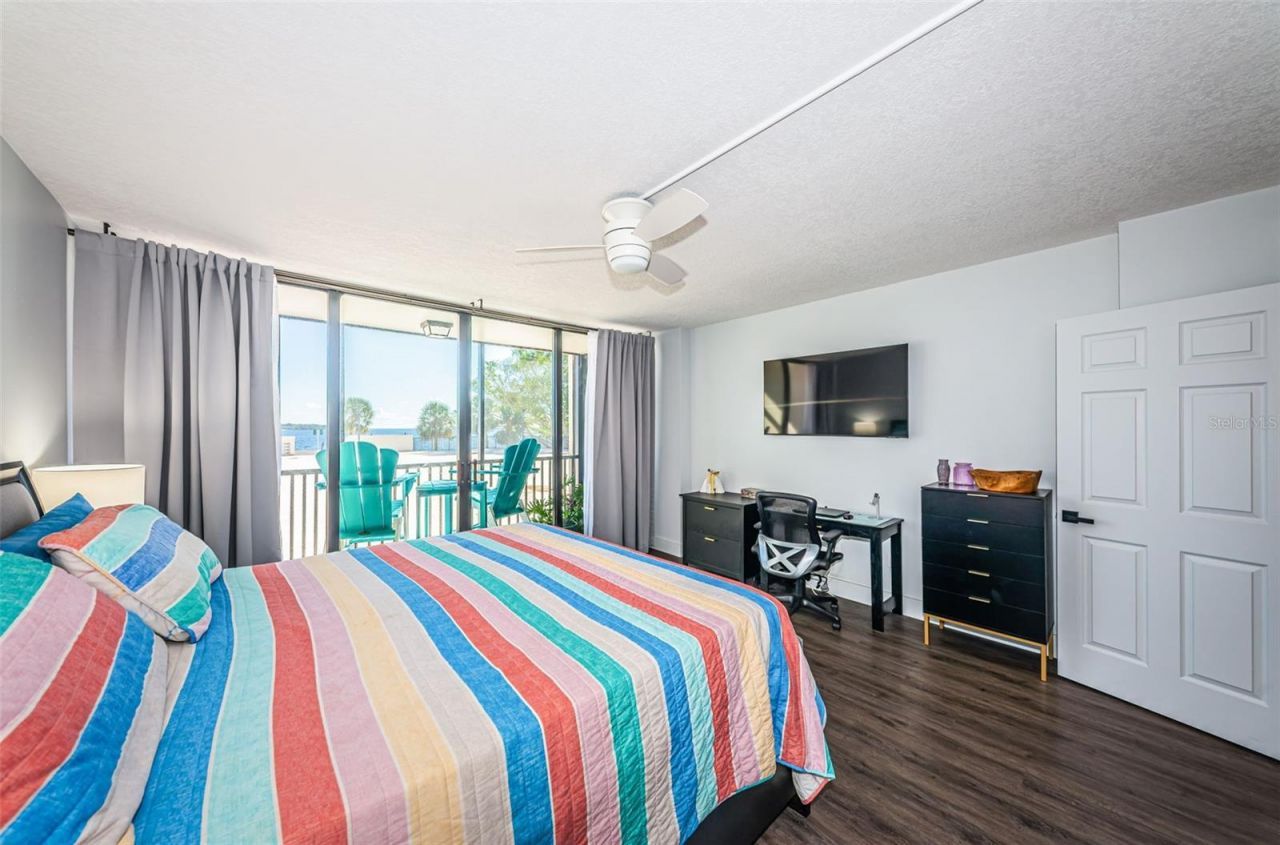 7100 Sunshine Skyway Lane S, Unit 203, Saint Petersburg, FL 33711 Photo