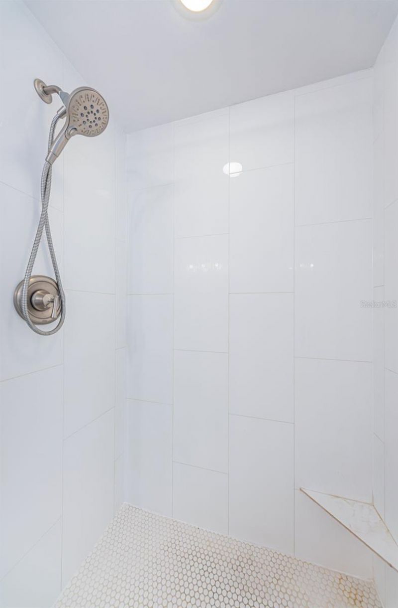 7100 Sunshine Skyway Lane S, Unit 203, Saint Petersburg, FL 33711 Photo