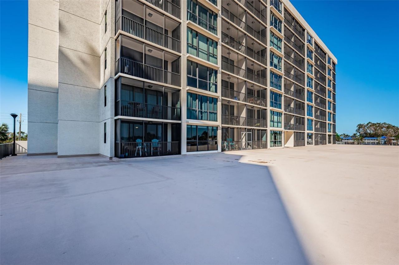 7100 Sunshine Skyway Lane S, Unit 203, Saint Petersburg, FL 33711 Photo