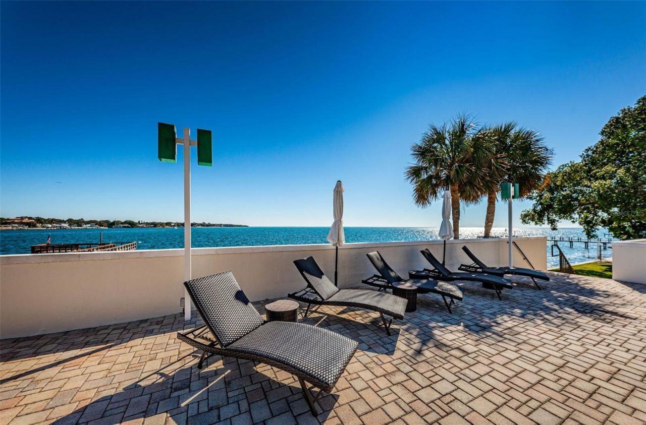 7100 Sunshine Skyway Lane S, Unit 203, Saint Petersburg, FL 33711 Photo