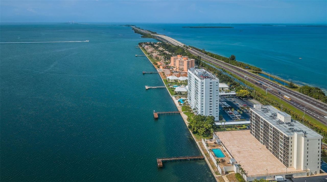 7100 Sunshine Skyway Lane S, Unit 203, Saint Petersburg, FL 33711 Photo