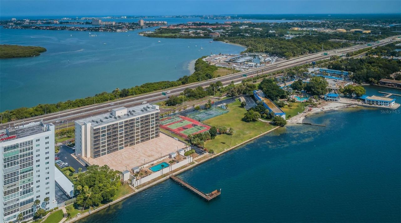 7100 Sunshine Skyway Lane S, Unit 203, Saint Petersburg, FL 33711 Photo