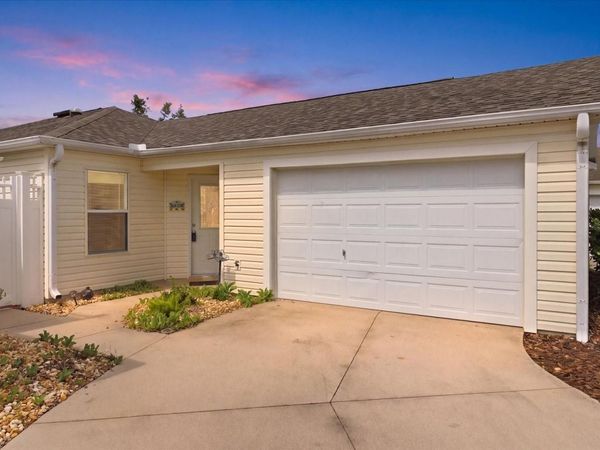 2445 GREENHILL TRAIL , THE VILLAGES, FL 32162