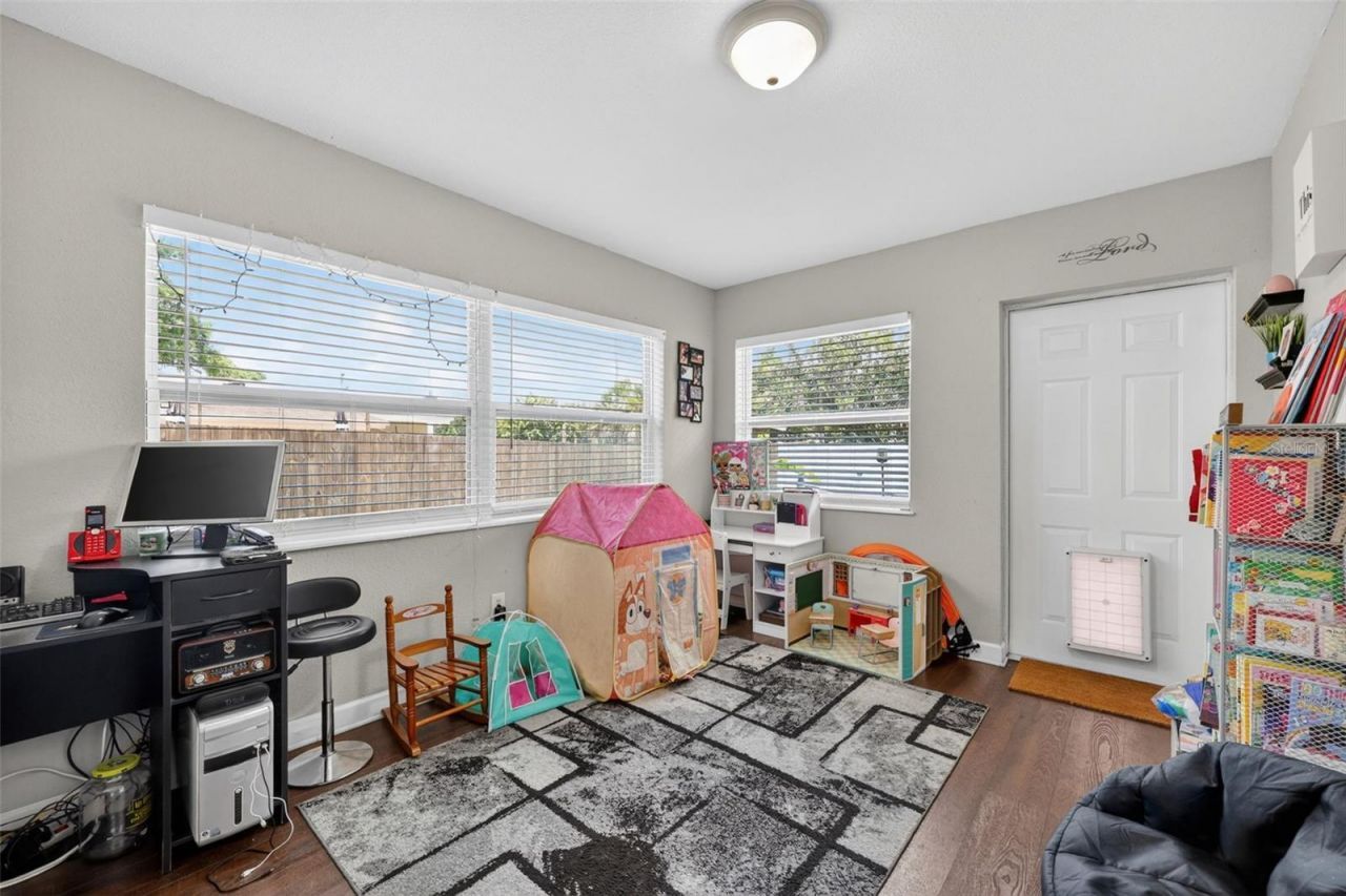 691 72nd Avenue N, Saint Petersburg, FL 33702 Photo