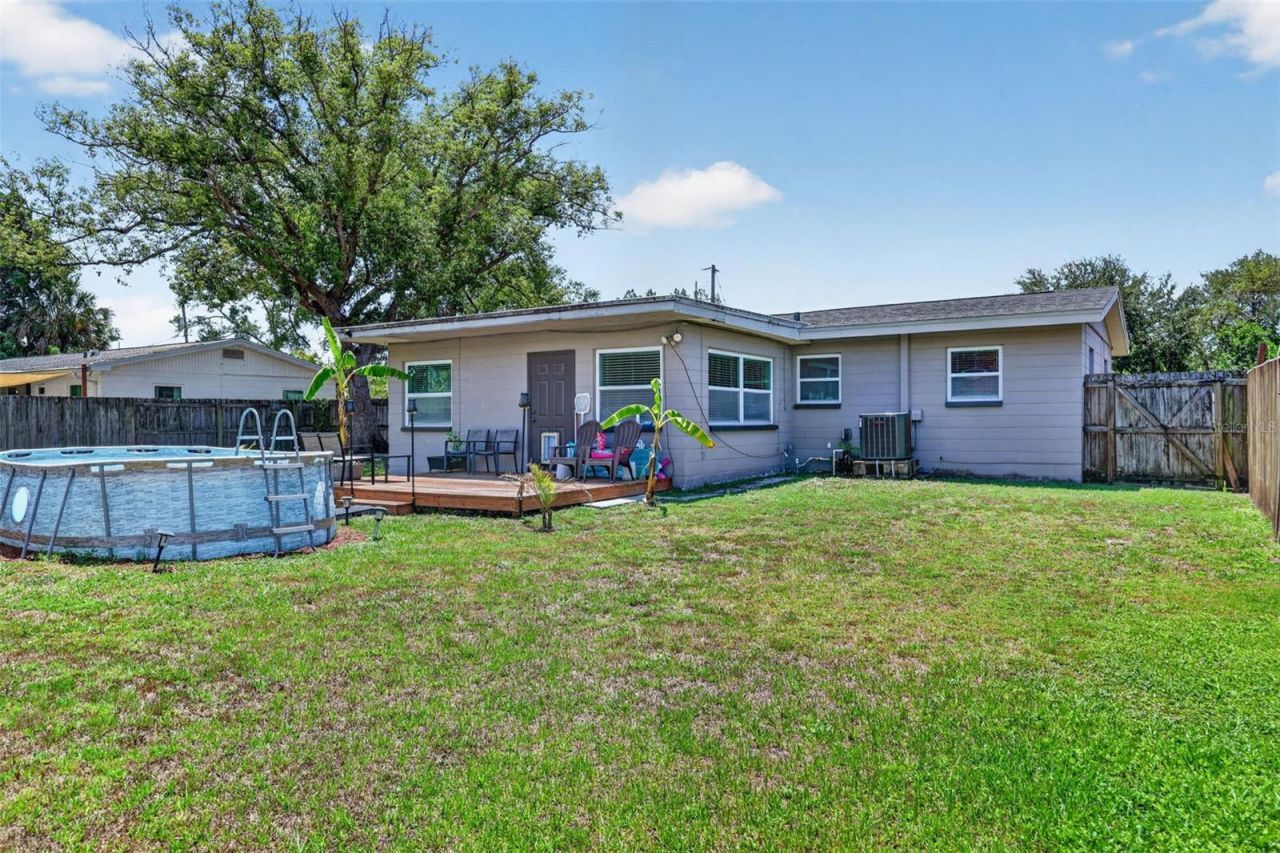 691 72nd Avenue N, Saint Petersburg, FL 33702 Photo