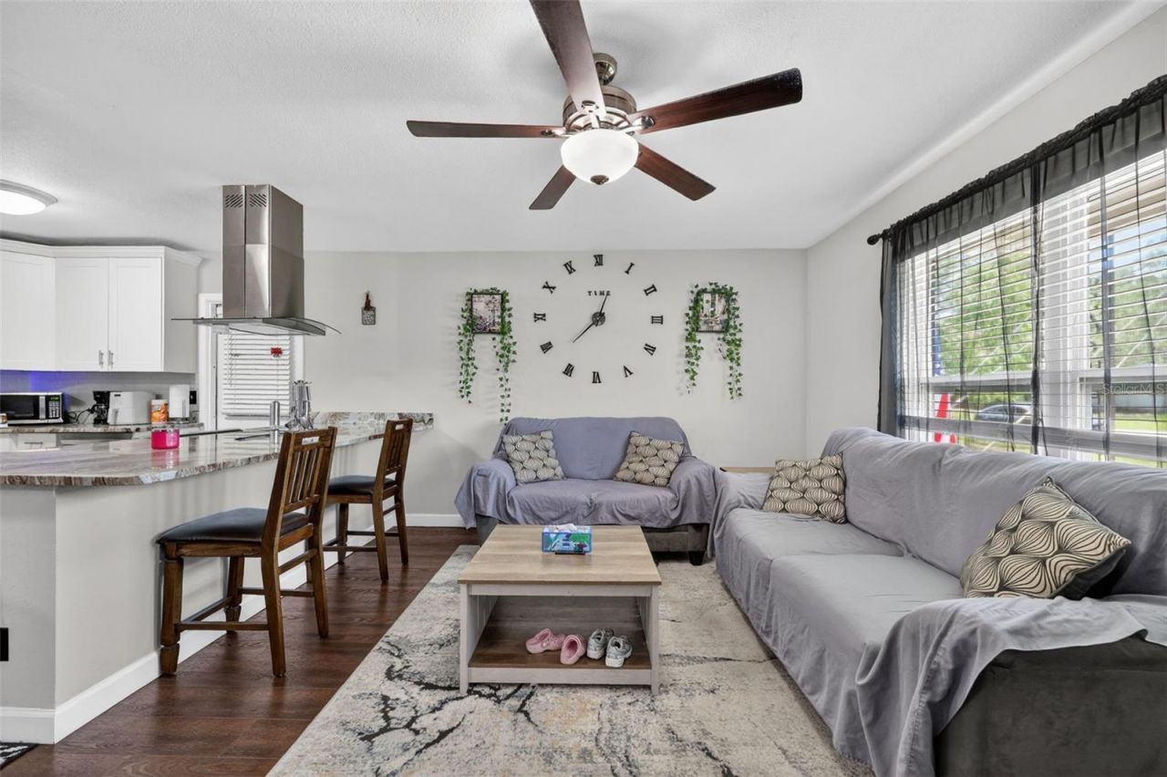 691 72nd Avenue N, Saint Petersburg, FL 33702 Photo