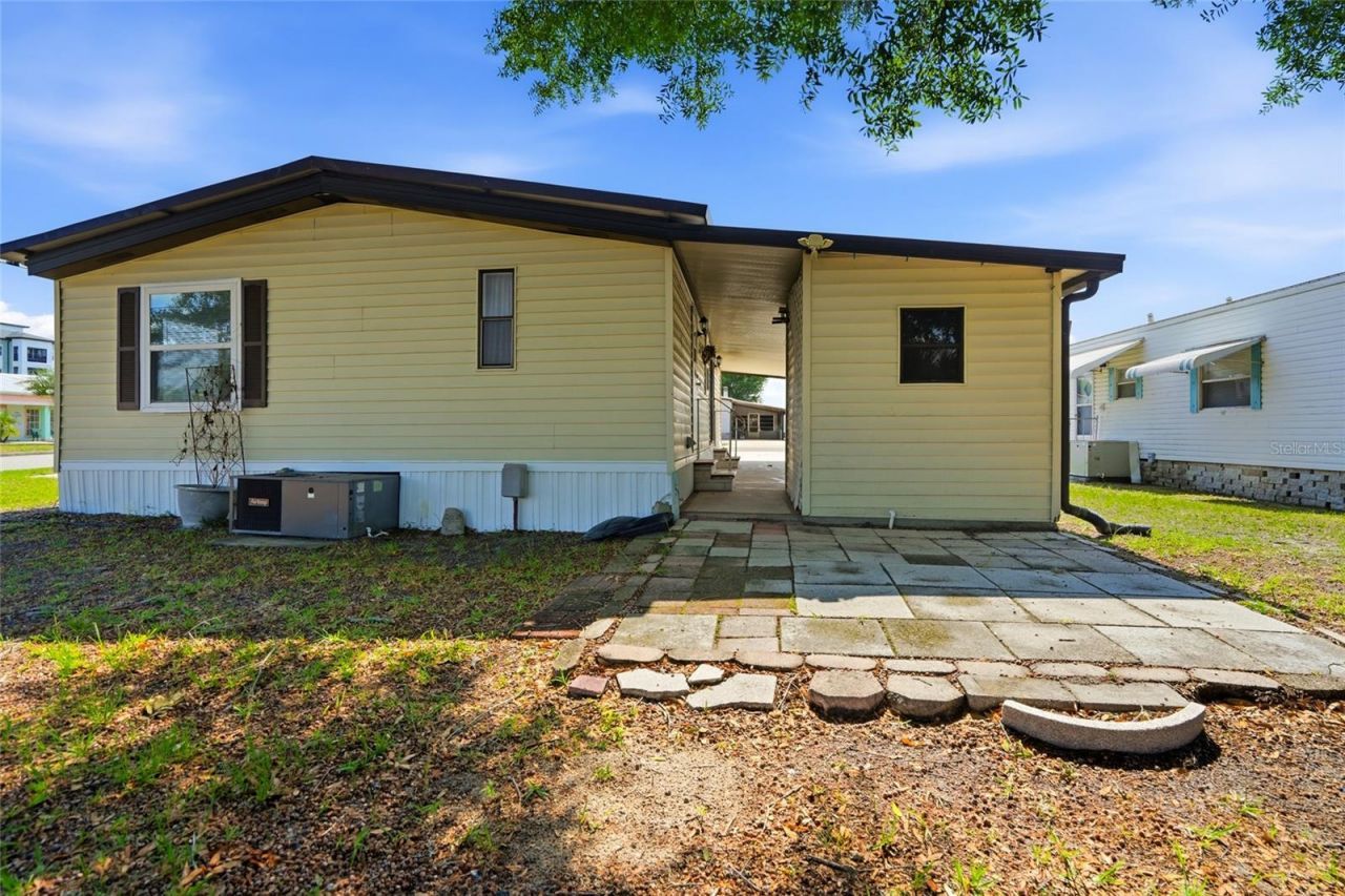 3933 Sarah Drive , Wesley Chapel, FL 33543 Photo