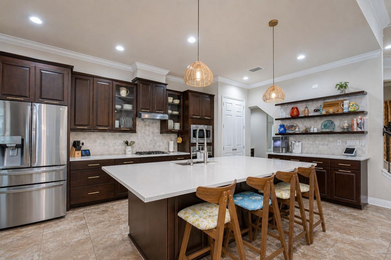 5907 Churchside Drive , Lithia, FL 33547 Photo
