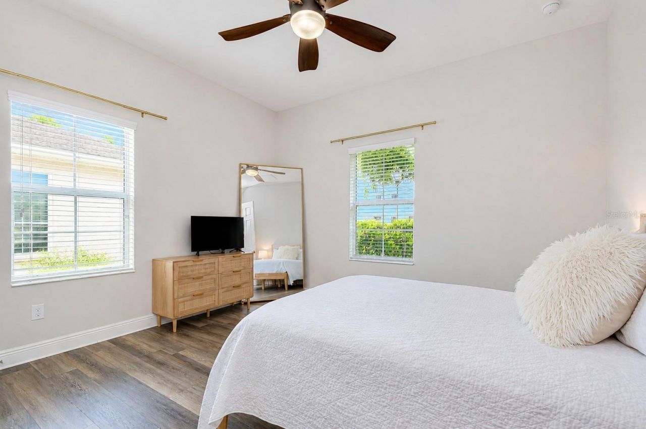 5907 Churchside Drive , Lithia, FL 33547 Photo
