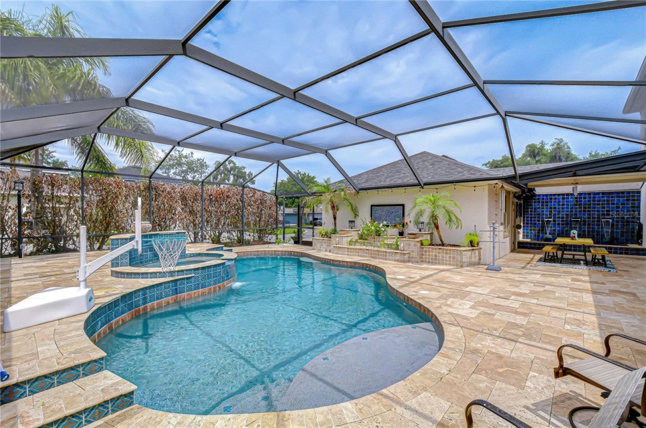 5907 Churchside Drive , Lithia, FL 33547 Photo