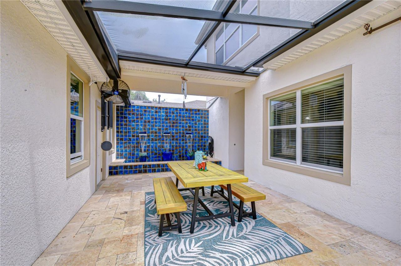 5907 Churchside Drive , Lithia, FL 33547 Photo