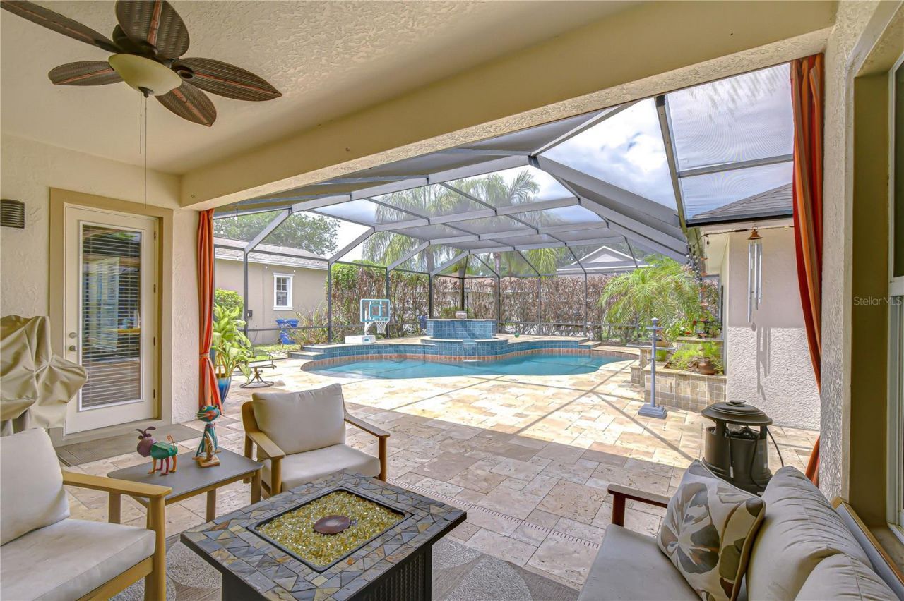 5907 Churchside Drive , Lithia, FL 33547 Photo