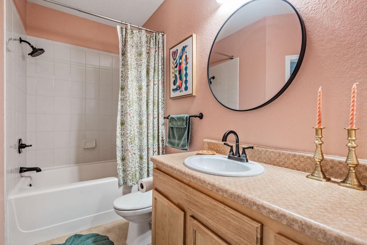 10103 Courtney Oaks Circle , Unit 103, Tampa, FL 33619 Photo