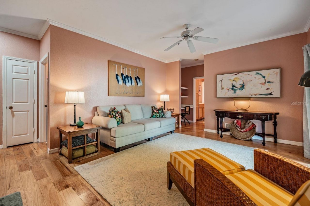 10103 Courtney Oaks Circle , Unit 103, Tampa, FL 33619 Photo