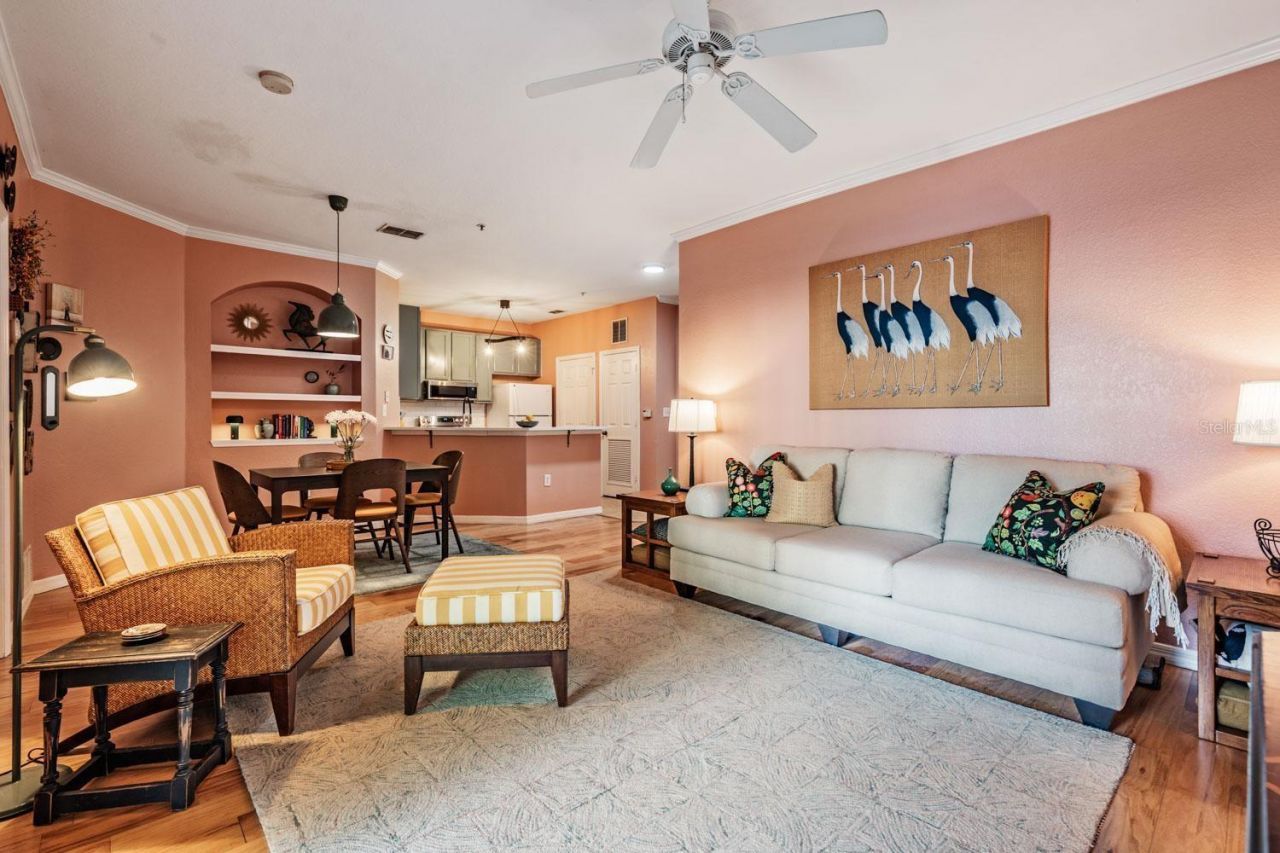 10103 Courtney Oaks Circle , Unit 103, Tampa, FL 33619 Photo