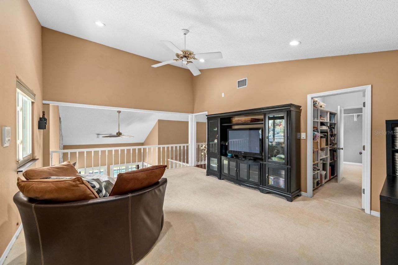 1307 Lenna Avenue , Seffner, FL 33584 Photo