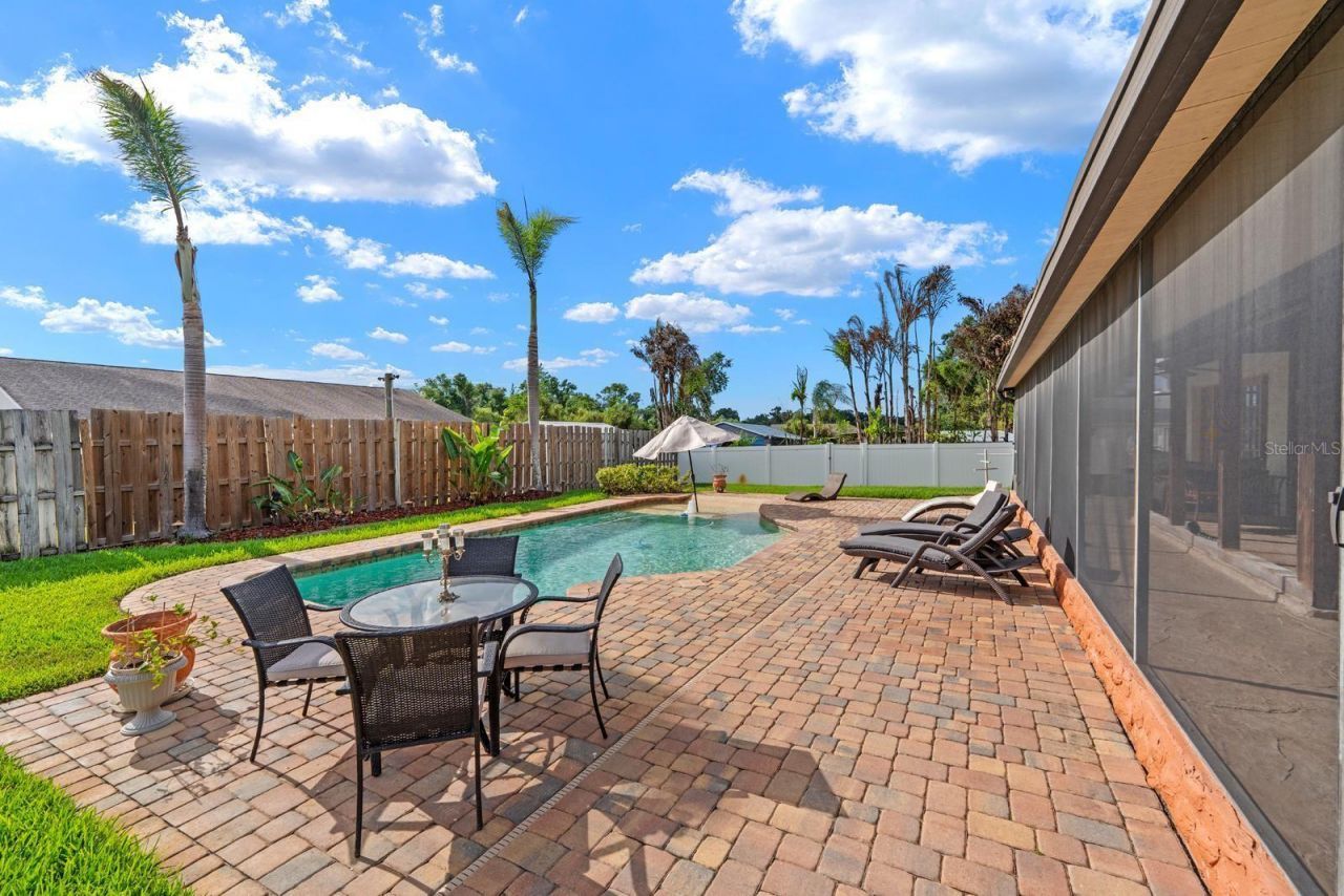 1307 Lenna Avenue , Seffner, FL 33584 Photo