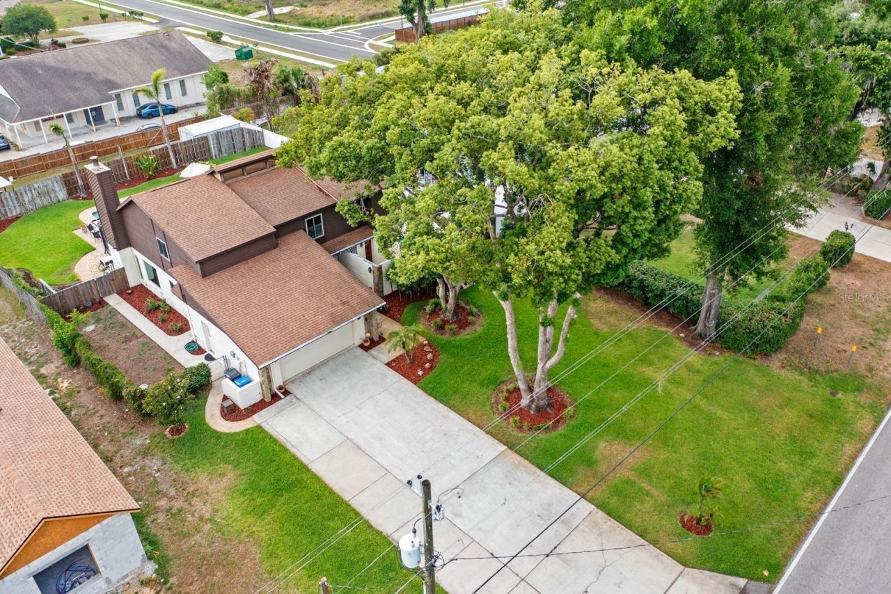 1307 Lenna Avenue , Seffner, FL 33584 Photo