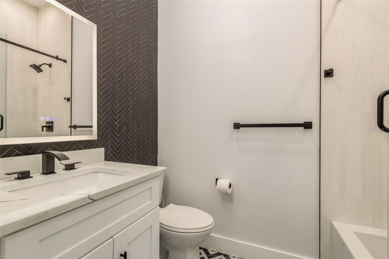 877 Cypress Lakeview Court, Tarpon Springs, FL 34688 Photo