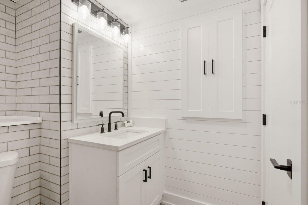 877 Cypress Lakeview Court, Tarpon Springs, FL 34688 Photo
