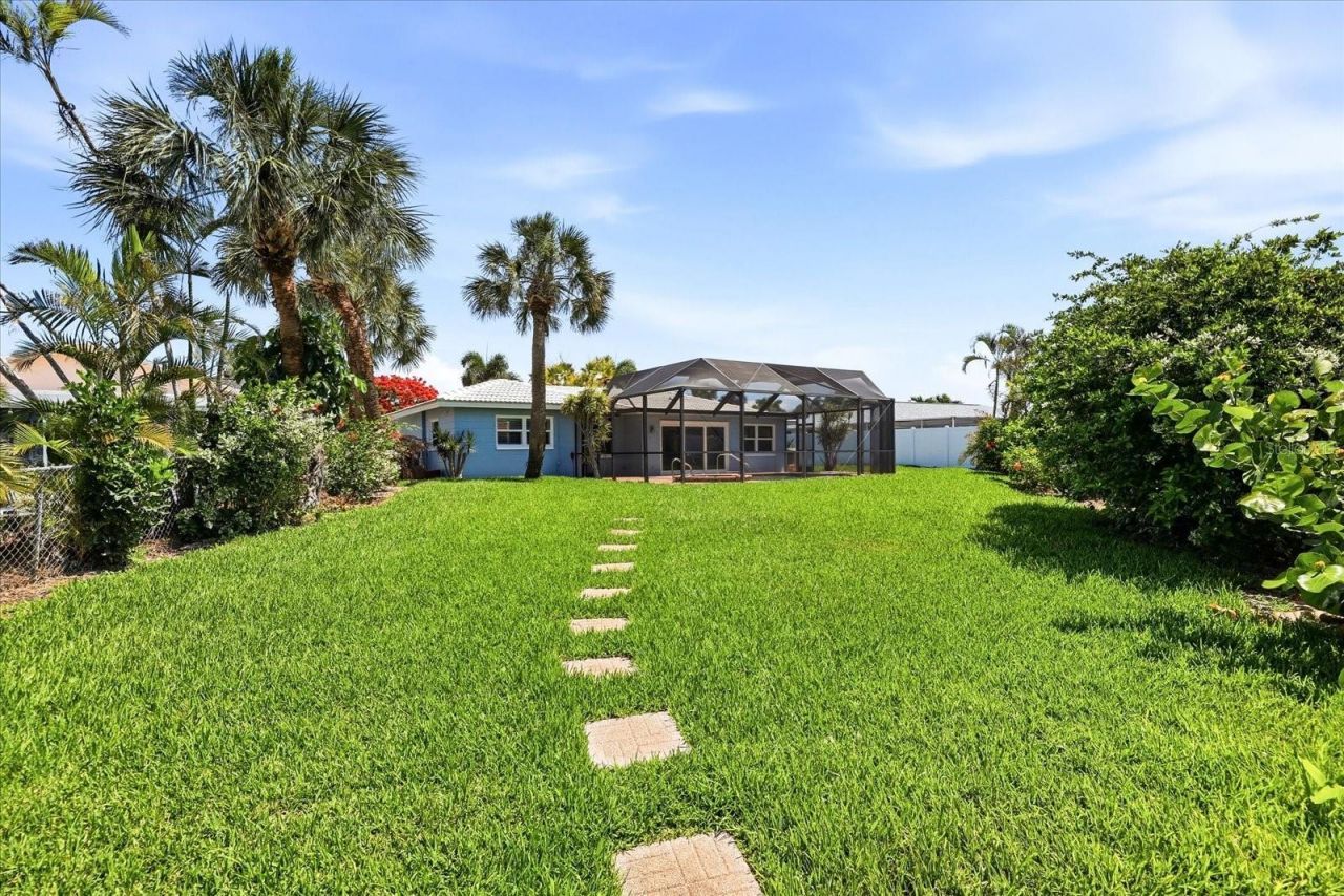 8008 13th Avenue S, Saint Petersburg, FL 33707 Photo