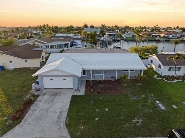 710 116TH AVENUE , TREASURE ISLAND, FL 33706