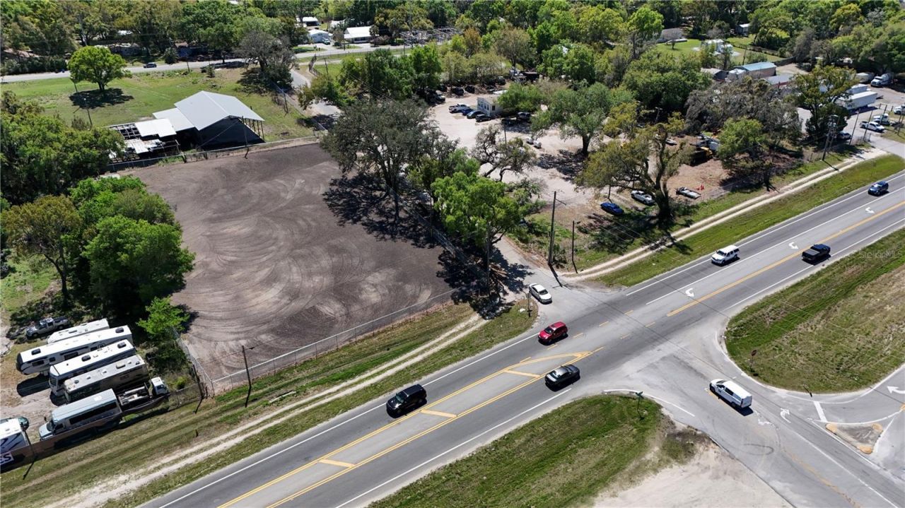 11703 N Us 301 Highway, Thonotosassa, FL 33592 Photo