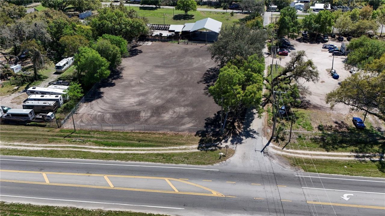 11703 N Us 301 Highway, Thonotosassa, FL 33592 Photo