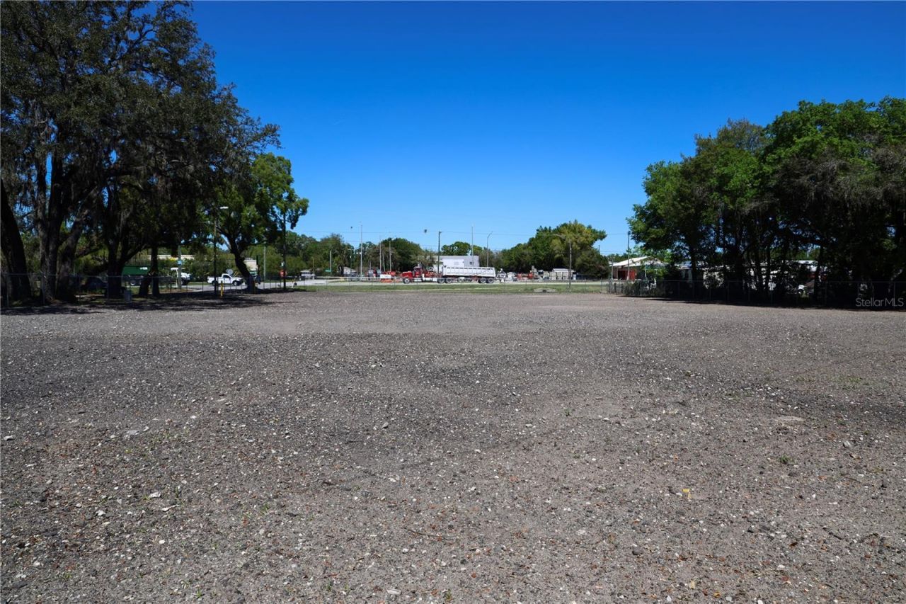11703 N Us 301 Highway, Thonotosassa, FL 33592 Photo